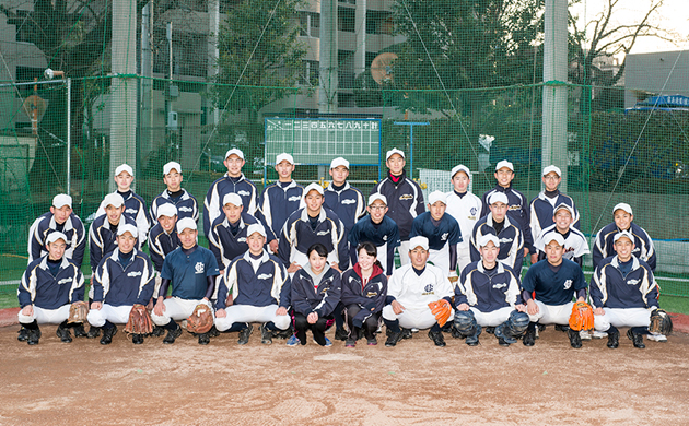 明治学院東村山高校野球部の選手たち
