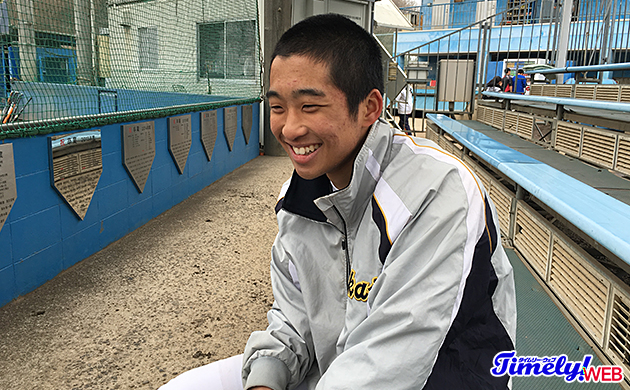 写真｜笑顔でインタビューに答えてくれた東海大菅生の田中幹也選手